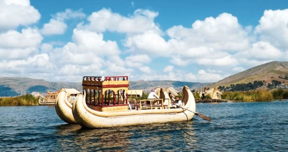 Rota do Sol: ILHAS de UROS, LAGO TITICACA + Machu Picchu!