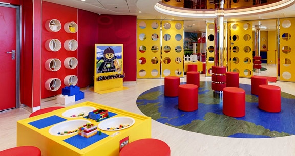RÉVEILLON no MSC VIRTUOSA com FOGOS em COPACABANA